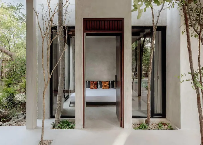 Jungle For 21 - Pool, Yoga & Concierge Holiday home *